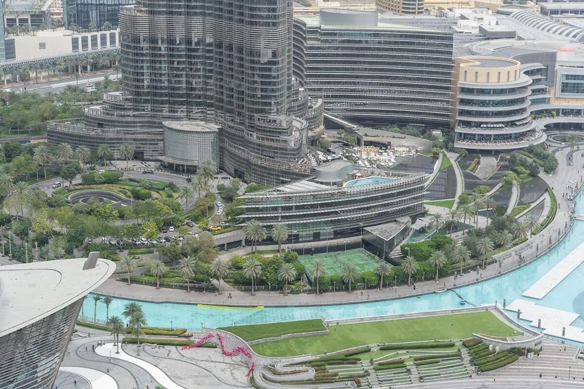 Luxurious 3-Bedroom Apartment In Downtown Near Burj Khalifa In Dubai Mall