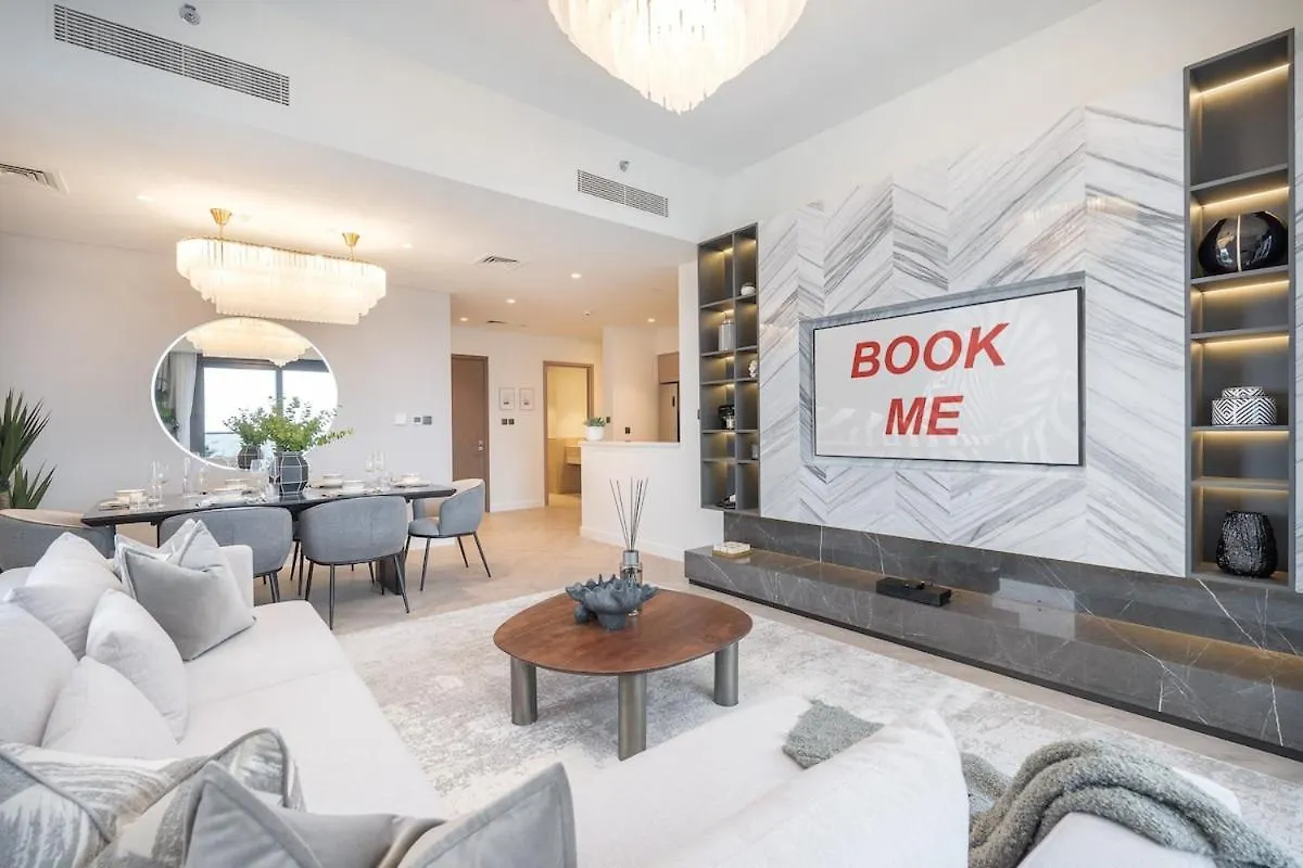 Luxurious 3-Bedroom Apartment In Downtown Near Burj Khalifa In Dubai Mall United Arab Emirates